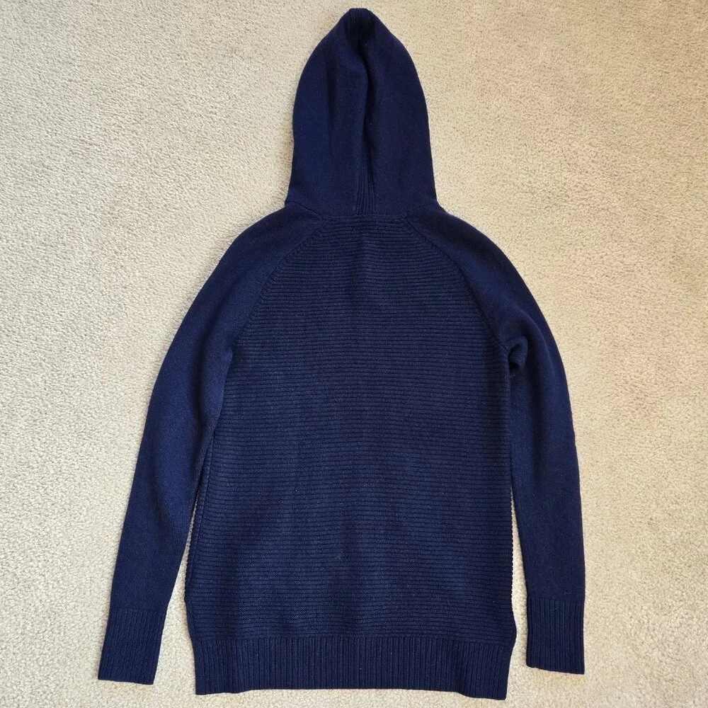 NWOT Oversized 100% Cashmere Hoodie Athleta - Picture 9 of 13